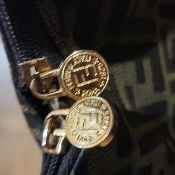 Fendi Hobo Bag - Picture 5 of 16